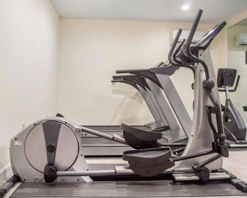 Econo Lodge Ithaca image 25