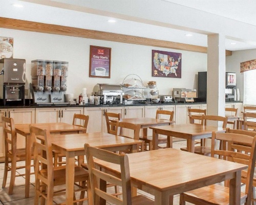 Econo Lodge Ithaca image 47